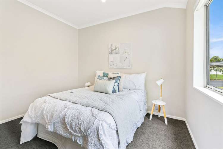 44 Crabb Fields Lane Riverhead_15