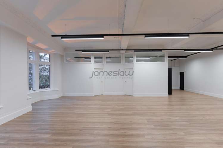 Suite 1E/166-174 Queen Street City Centre_2