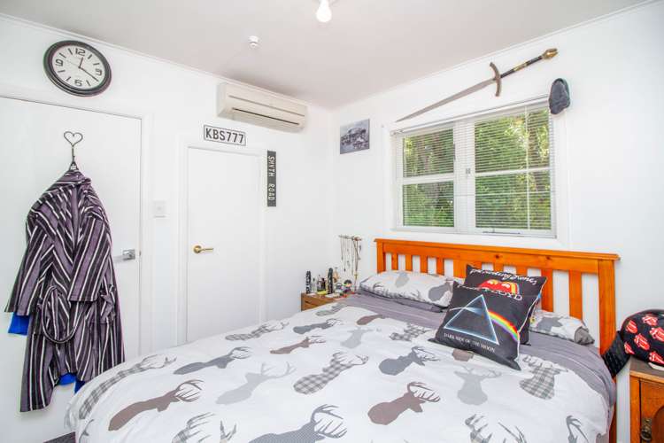 16 Swainson Street Naenae_11