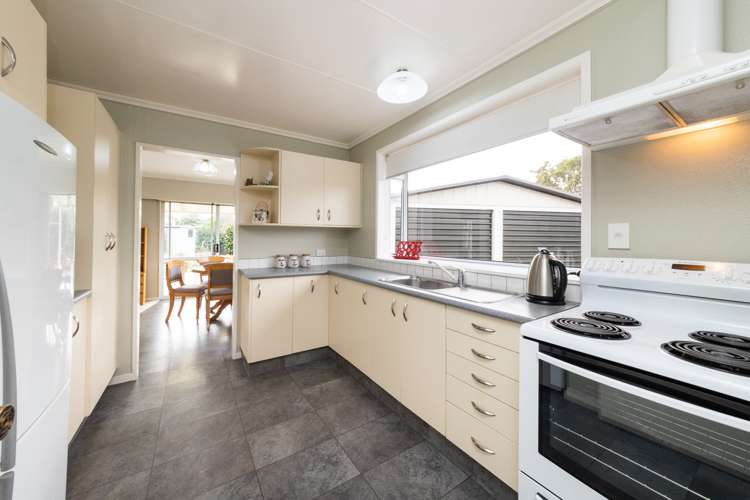 14 Ferndale Place Feilding_2