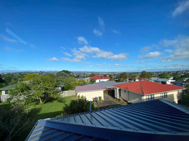 1B Letterkenny Place Blockhouse Bay_14