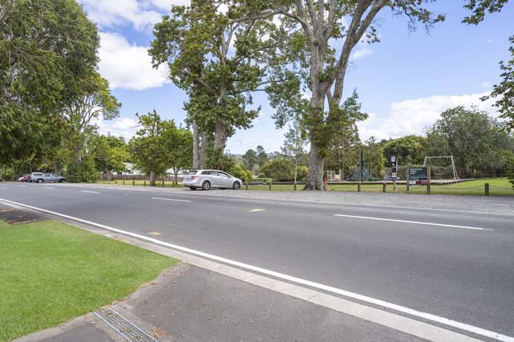 3/176 Henderson Valley Road Henderson_6