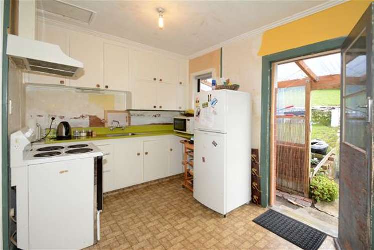 11 Waldron Crescent Green Island_7