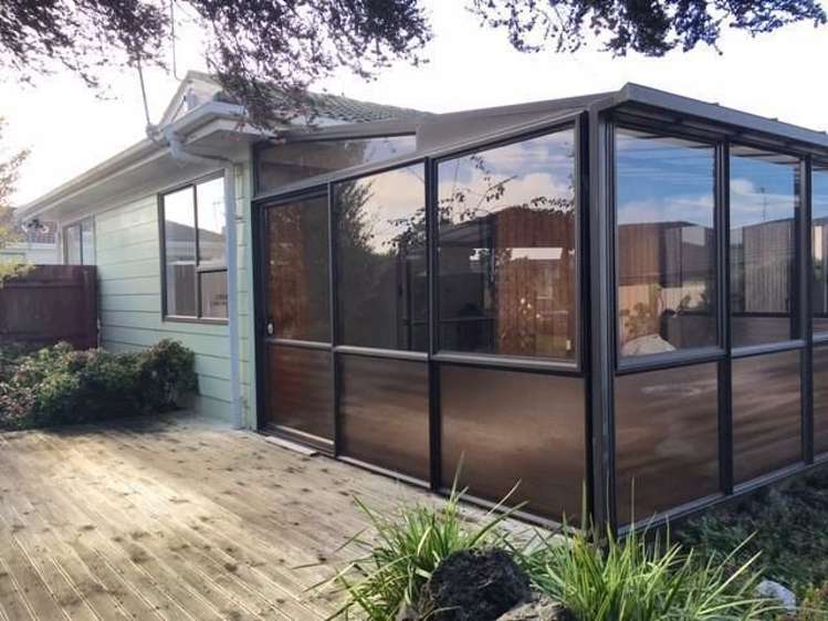 8 Cade Place Manurewa_6