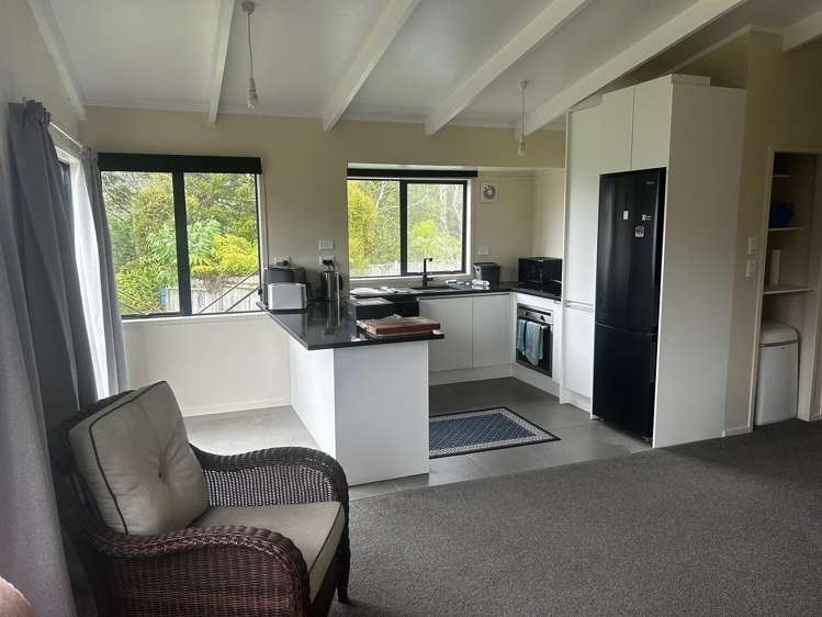 39A Awhiorangi Promenade Swanson_9