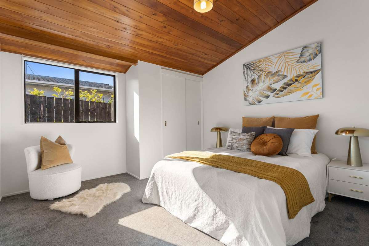 1596b Great North Road_5
