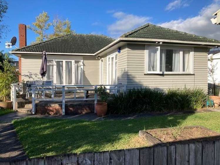 715 Te Atatu Road Te Atatu Peninsula_0