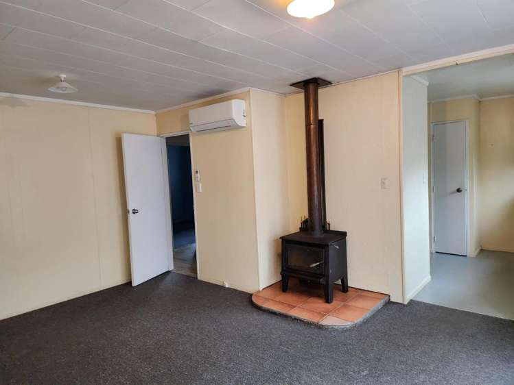 1 Jasper Grove 11301_9