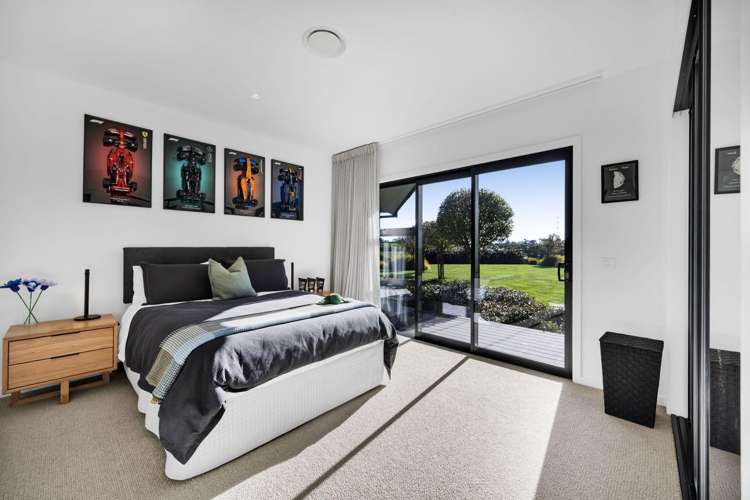 82 Flint Road Stratford_24