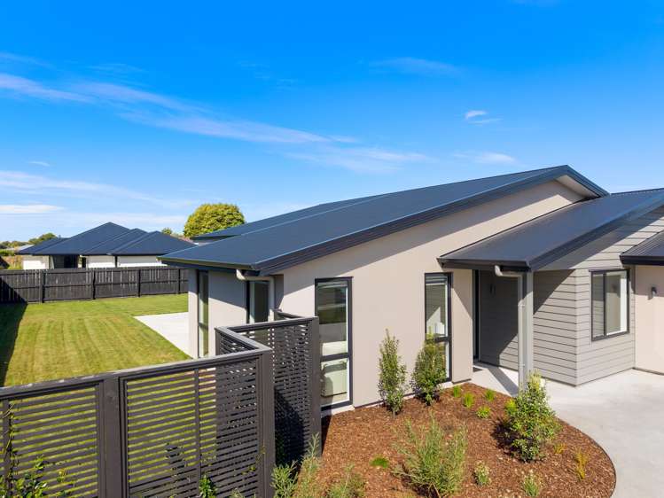 28 Rose Manor Drive Springlands_33