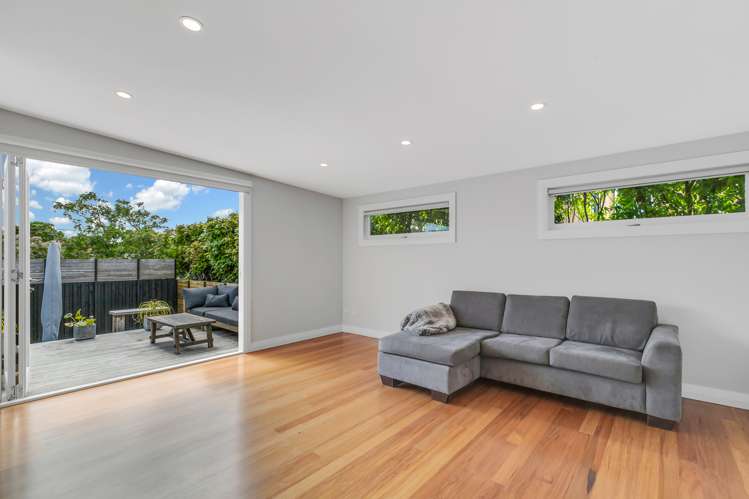 61 Walford Road Point Chevalier_16