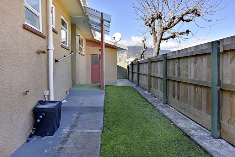 14 Tennyson Crescent Stoke_21