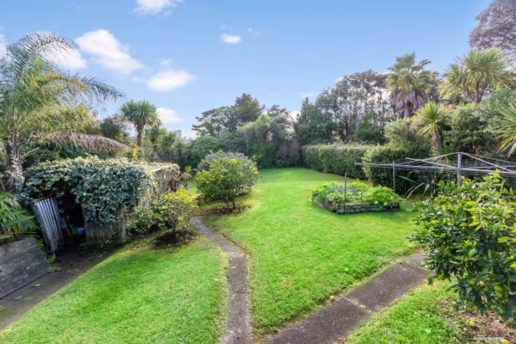 39 Savoy Road Glen Eden_12