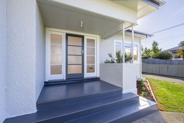 2 Woburn Street Waipukurau and Surrounds_17