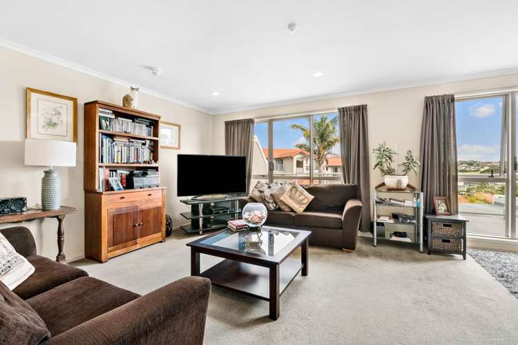 9/340 Gulf Harbour Drive Gulf Harbour_1