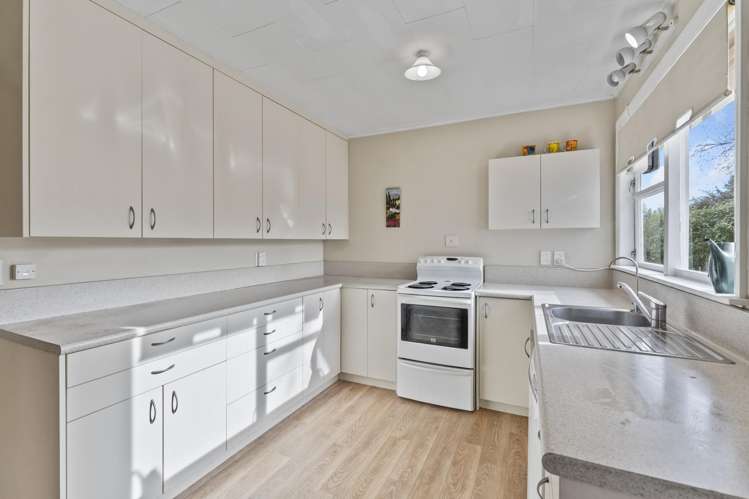 81 Kiwi Road Raumati Beach_2