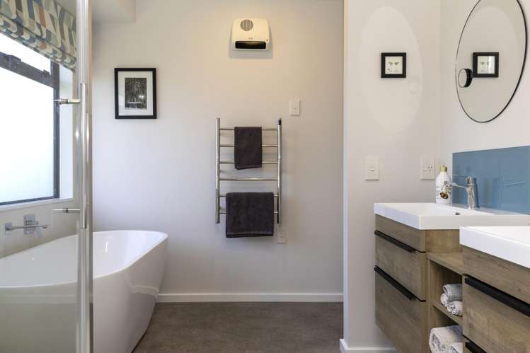 24 Heathcote Street Central_22