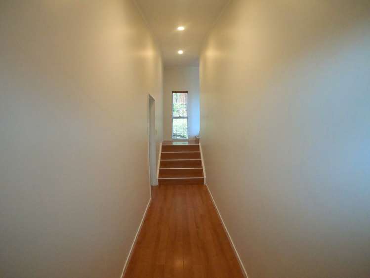 1/57b Woodlands Crescent Browns Bay_2