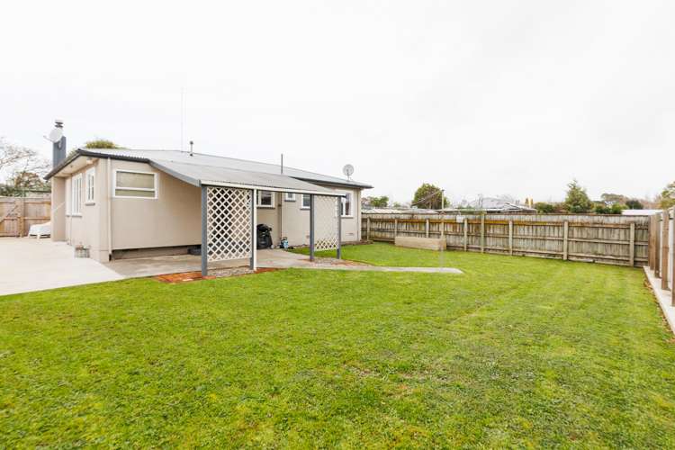 20 Pharazyn Street Feilding_13