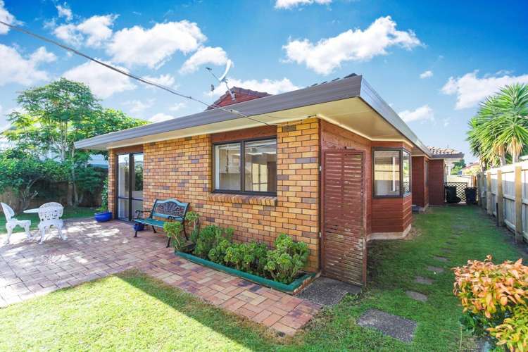 1/69 Hutchinson Avenue New Lynn_2