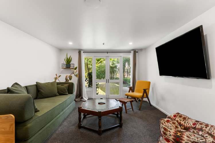 189 Godley Road Titirangi_19
