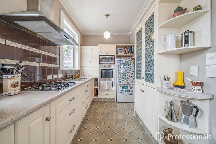 39 Wilford Street Woburn_12