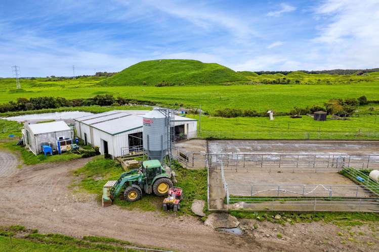 1055 Waiteika Road Opunake_11