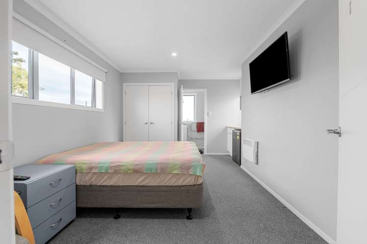 11B Knighton Road_5