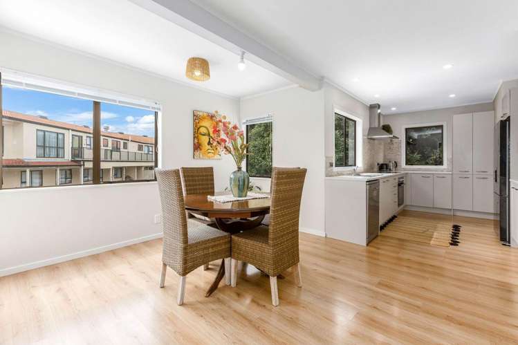  18 Langwell Place Papakōwhai_2