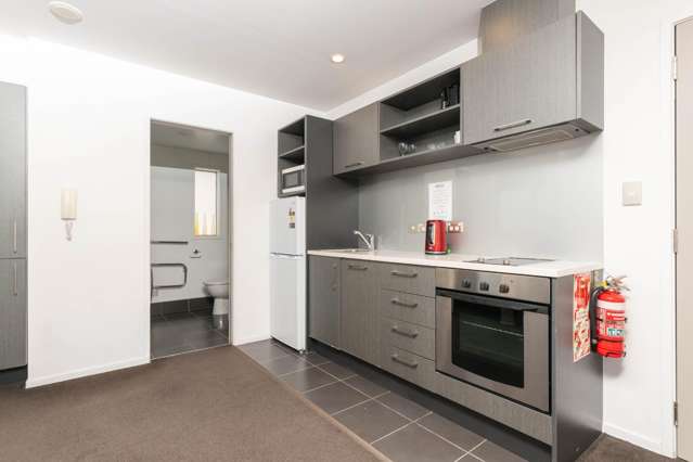 2102/74 Albert Street 10015_3