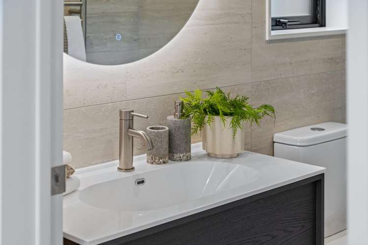 29 Tukutata Crescent Milldale_17