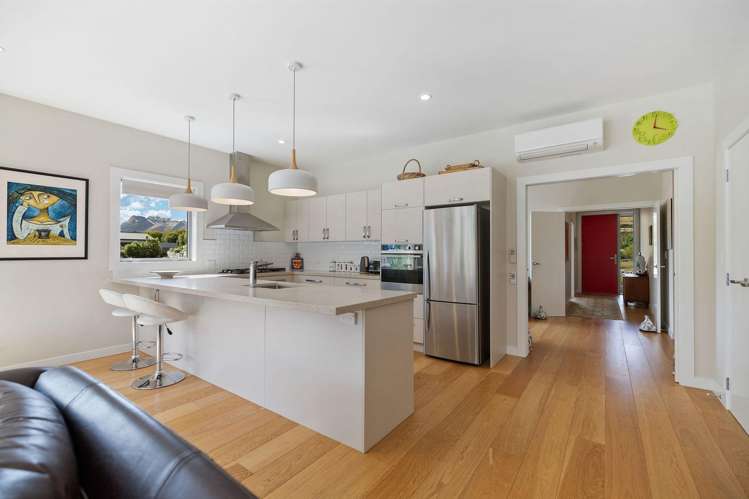 43 Benmore Place Glenorchy_17