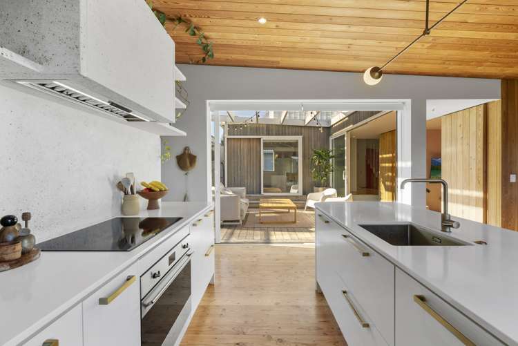 249b Oceanbeach Road Mount Maunganui_9