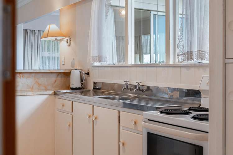 20 Fairway Avenue_3