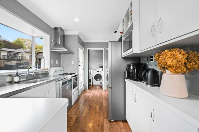 7 Norfolk Place Pukete_2