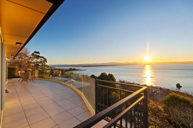 128 Princes Drive Britannia Heights_22