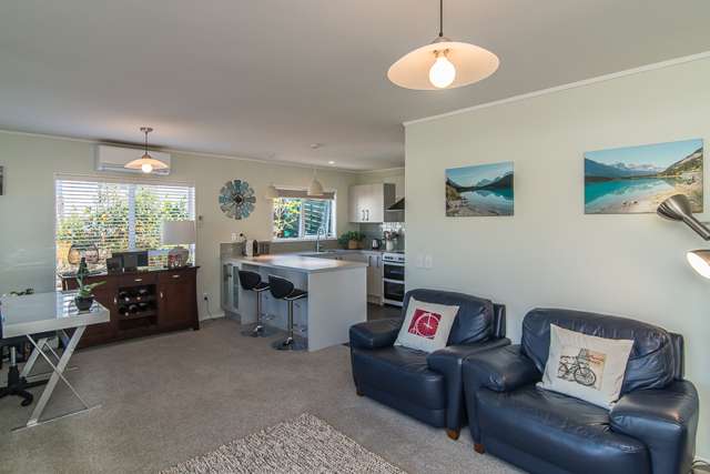 1 Beachwater Grove Paraparaumu Beach_4