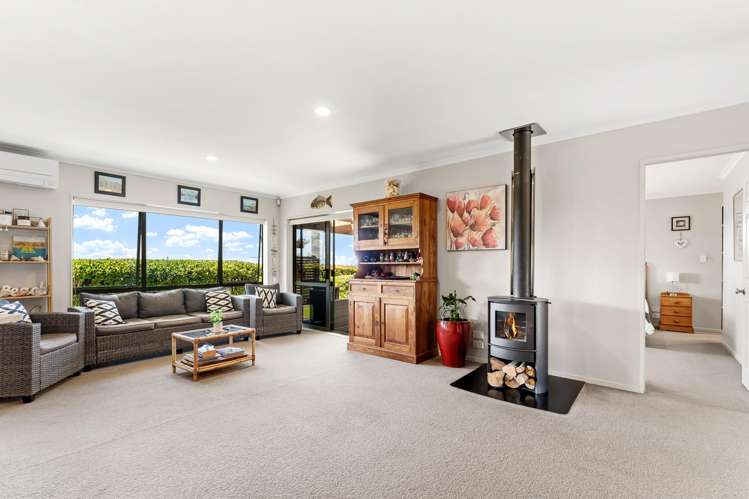 89 Athol Place Algies Bay_9