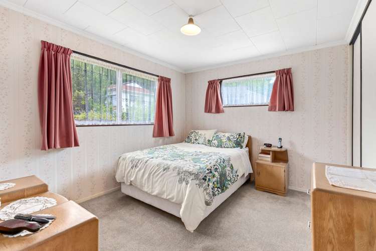 2/3 The Ridgeway Enner Glynn_7