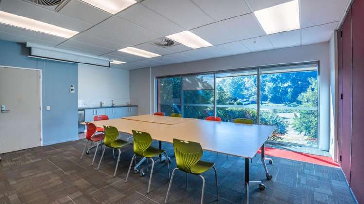 10 Sir William Pickering Drive Burnside_8