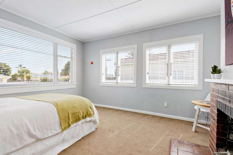 57 Brandon Road Glen Eden_6