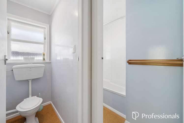 57 Coast Road Wainuiomata_14