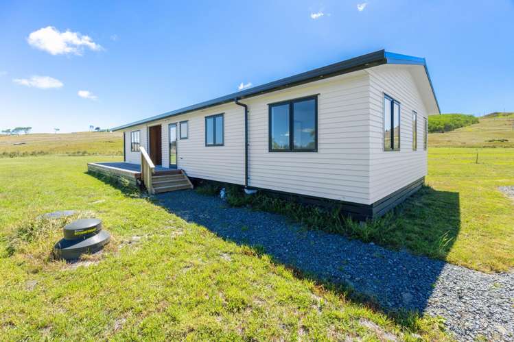 20 Journeys End Tapora_15