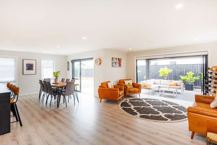 19 Huffington Place Feilding_8