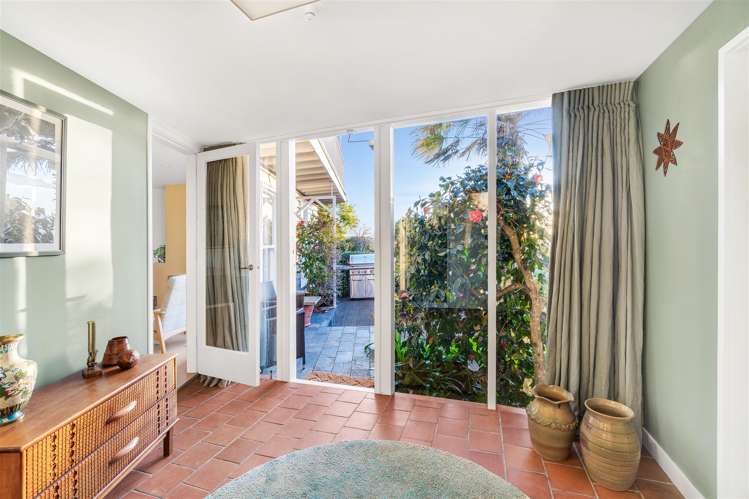 21 Heaton Rhodes Place Cashmere_13