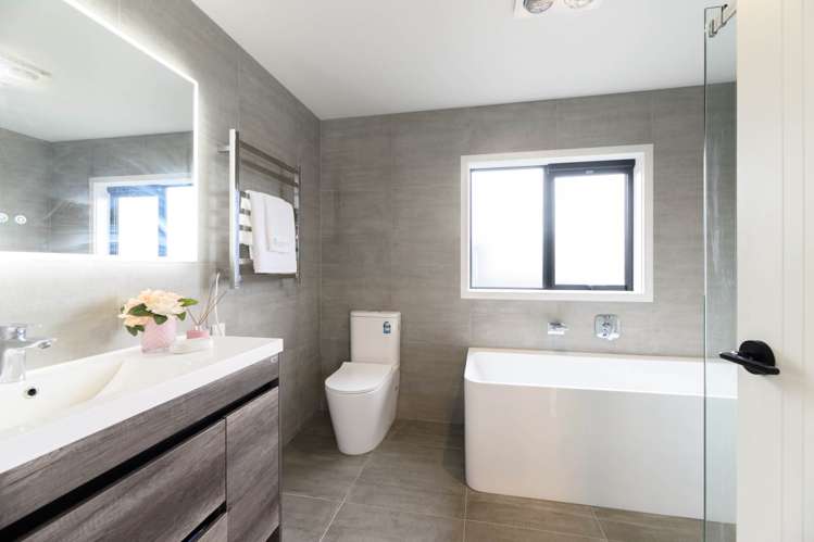 33d Wairau Road Forrest Hill_25