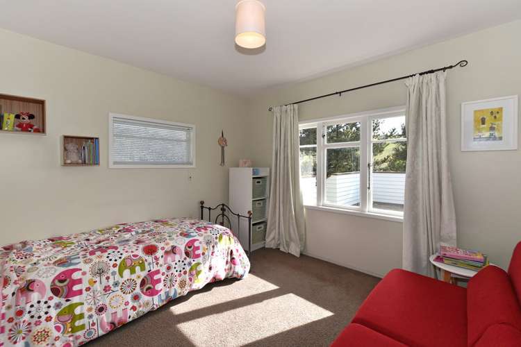 240 Saint Vincent Street Toi Toi_9