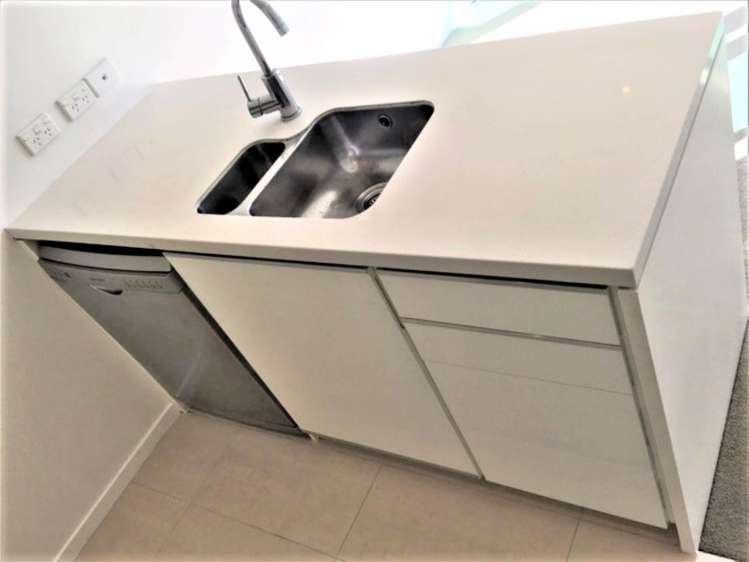 609/4 Dockside Lane Auckland Central_5