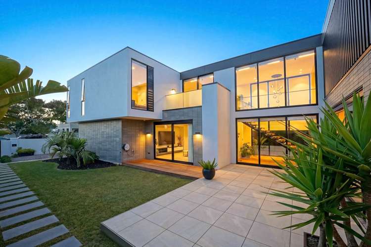 45 Tawhiri Road One Tree Hill_1