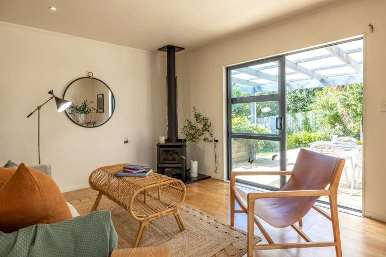 11 Natzka Road Ostend_2